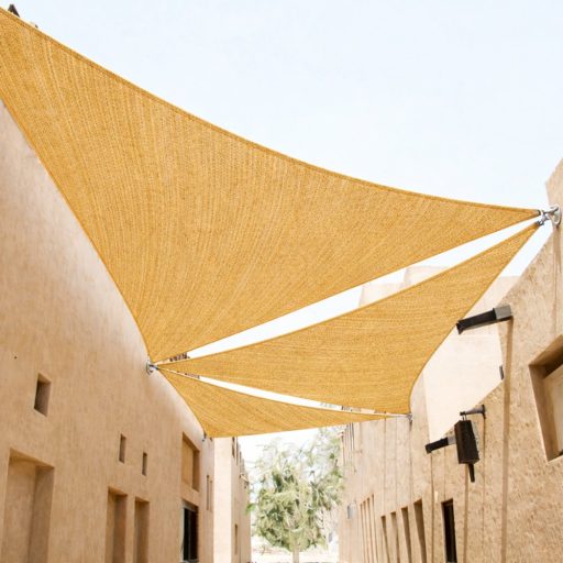 Sjenilo za sunce - za terasu, trikotne oblike 5x5x7m bež boje- iz premium HDPE materiala